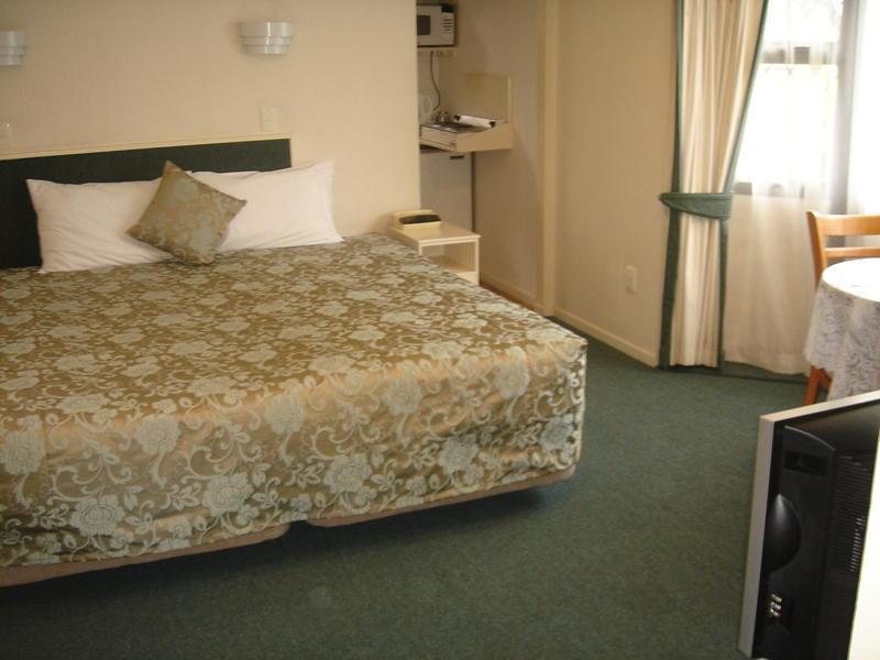 Tudor Court Motor Lodge Auckland Zewnętrze zdjęcie