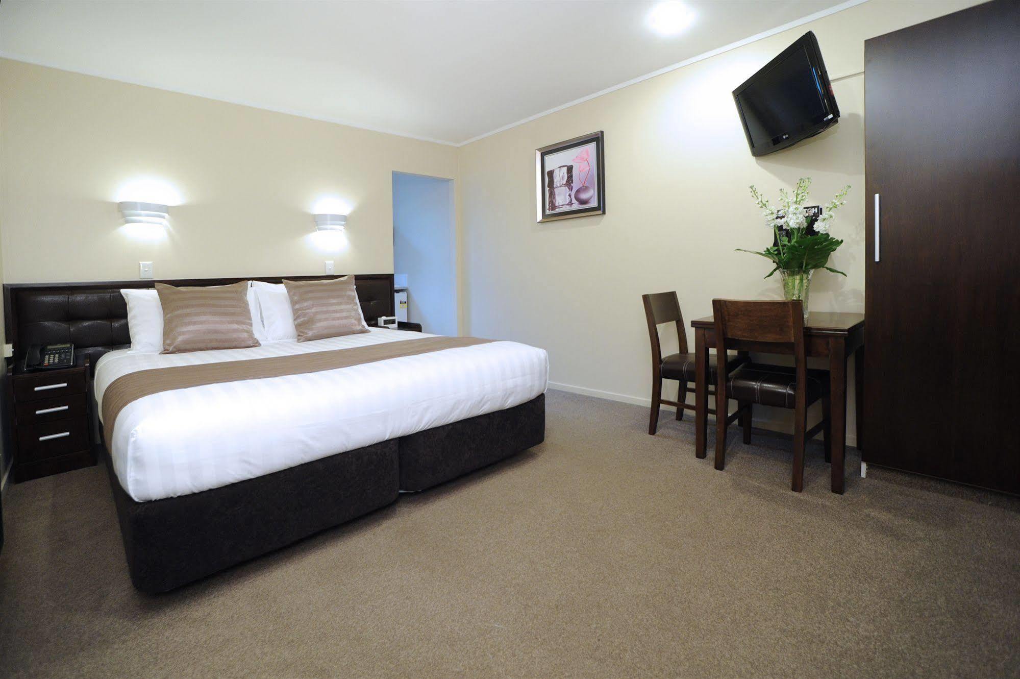 Tudor Court Motor Lodge Auckland Zewnętrze zdjęcie