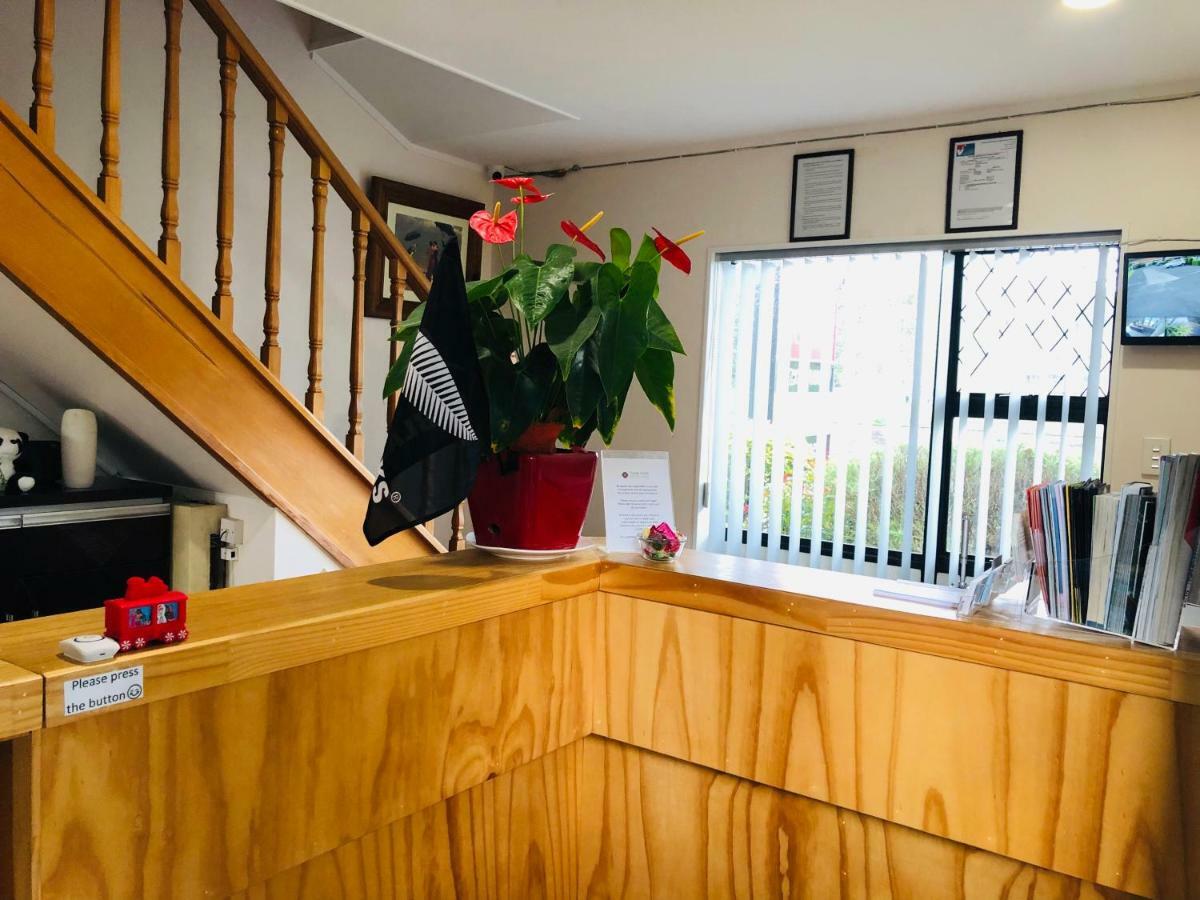 Tudor Court Motor Lodge Auckland Zewnętrze zdjęcie